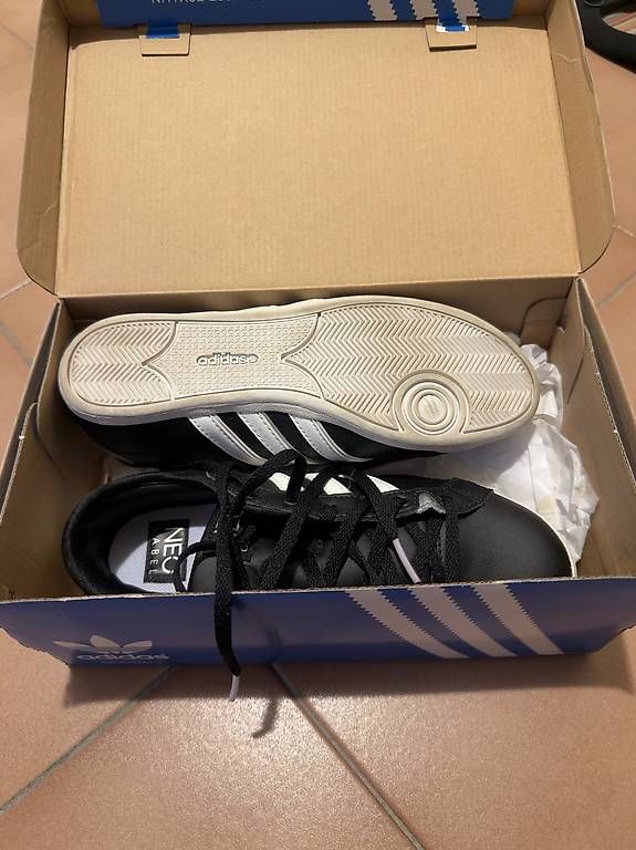 Damenschuhe: Adidas size 36  – Gebraucht aus Gentilino von sar_6wzk 1