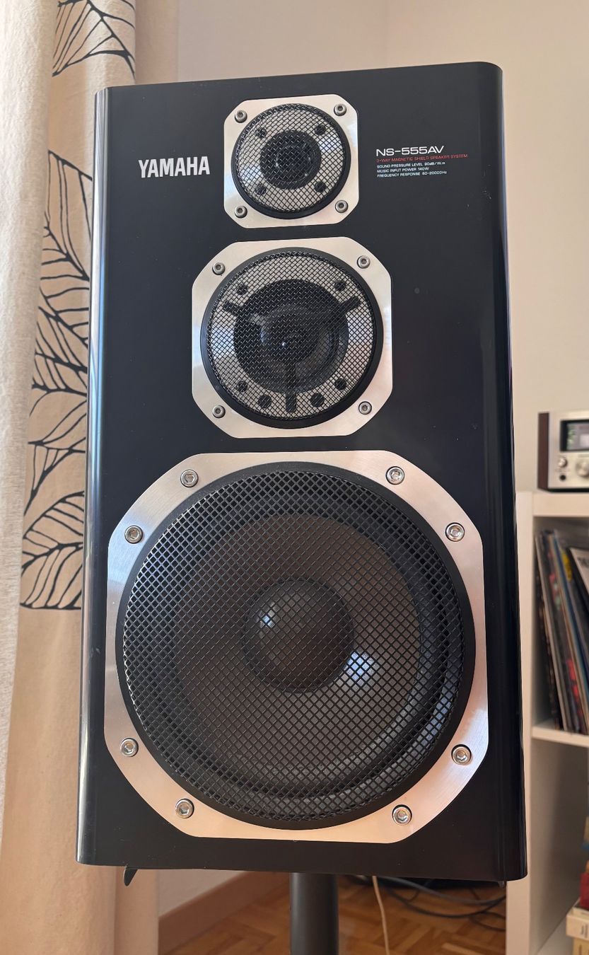 Yamaha Casse acustiche: Enceinte vintage Yamaha NS-555AV – Usato da Mézières VD venduto da ble_6djy 4