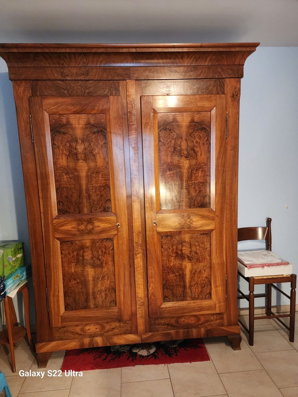 Armadi: Armoire vaudoise ancienne – Usato da Gressy venduto da dut_2d6c