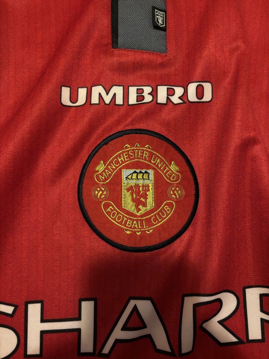 Umbro Canottiere & Pantaloni: Manchester United Trikot Beckham – Usato da Zürich venduto da ChampShirts 5