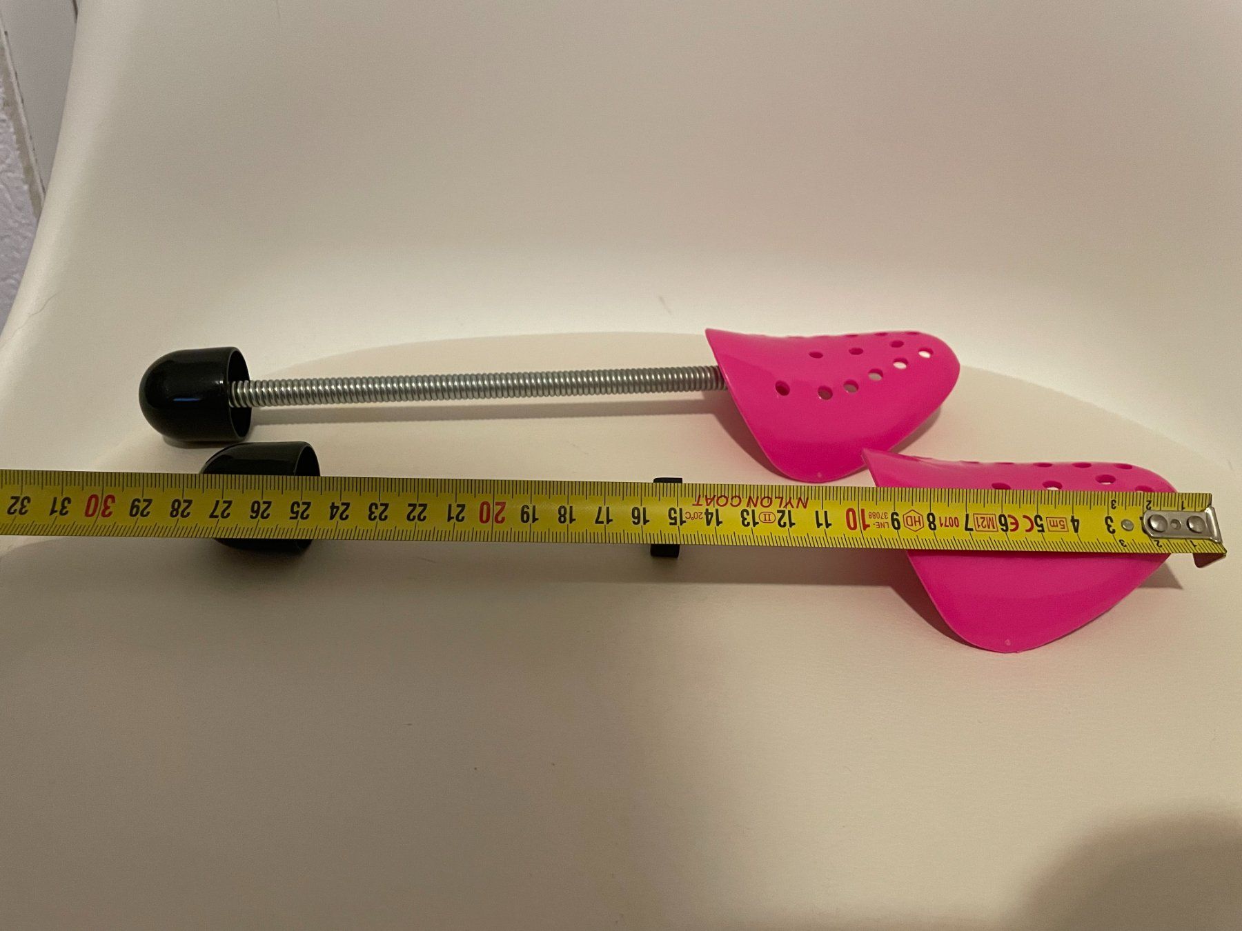 Sonstige Kleidung & Accessoires: Embauchoir à ressort - taille 38-40 – Gebraucht aus Petit Lancy von gil_hr6v 5