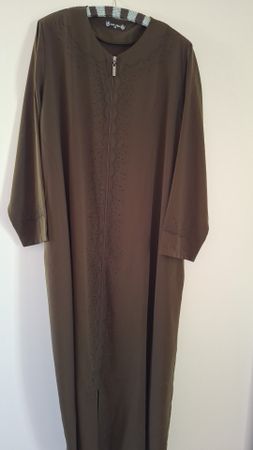 Damen Kleid Lay-Zem Grösse 52 Khaki mit Steinen