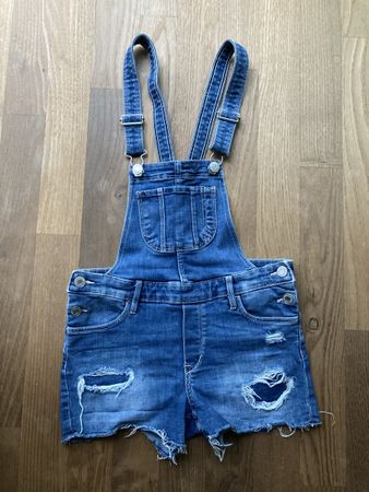 Latzhose kurz Gr. 140