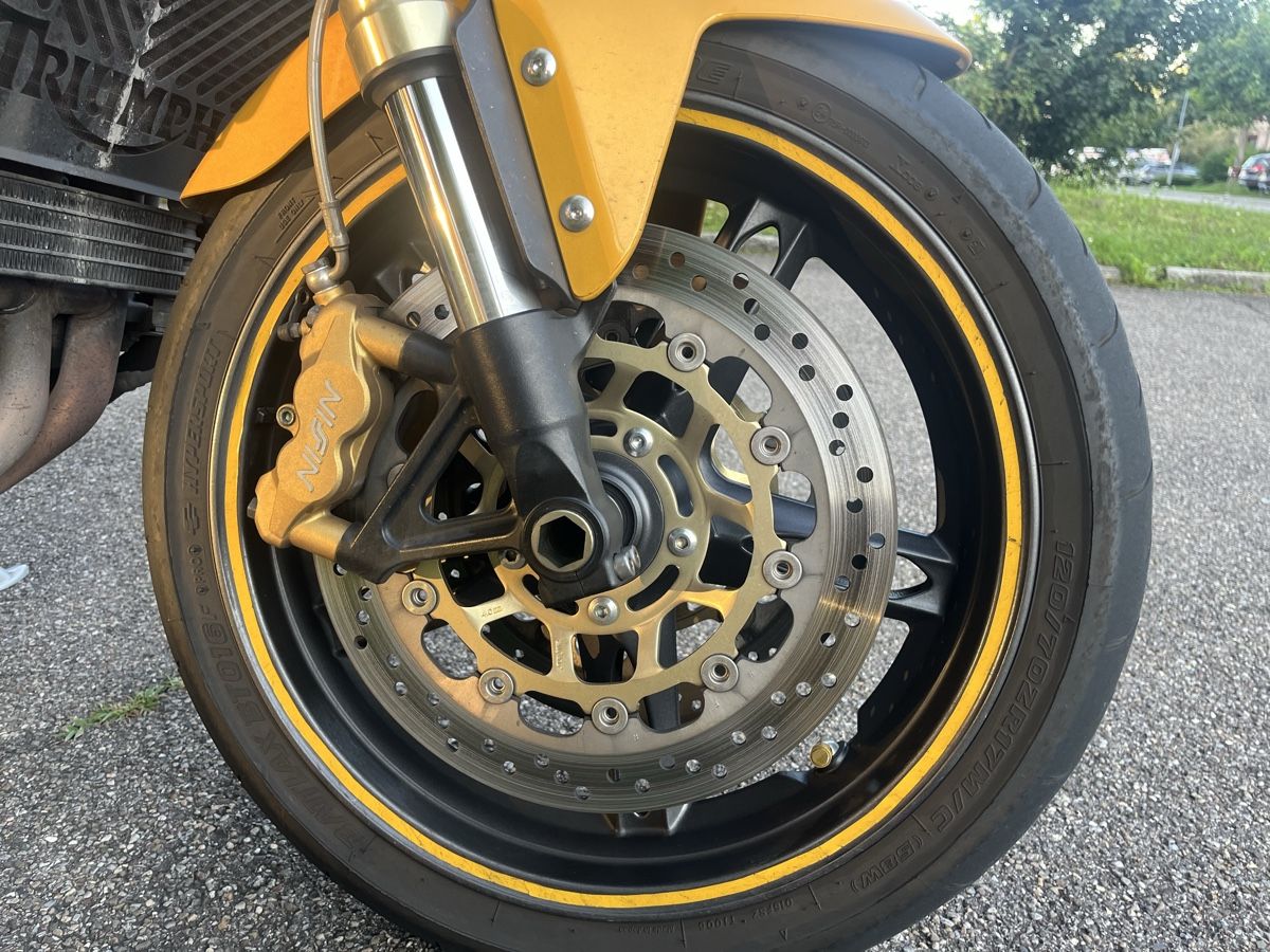 Triumph Strada: Triumph Speed Triple 1050 – Usato da Obfelden venduto da Rapha87 3
