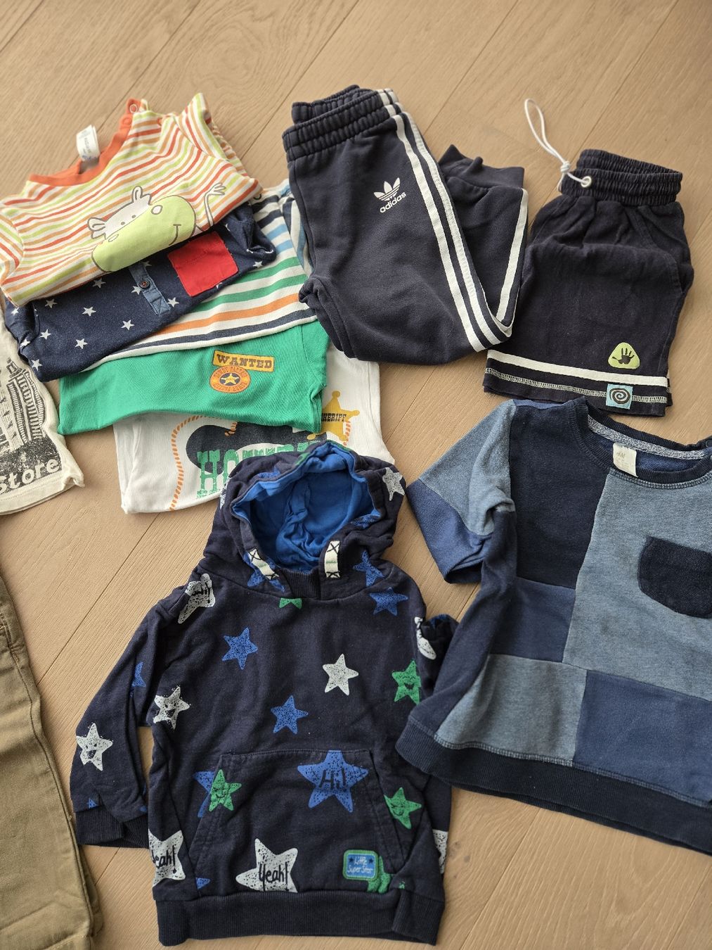 Lotti & Set di vestiti: Kleiderpaket, Gr.74-86 – Usato da Münsingen venduto da Nik010 2