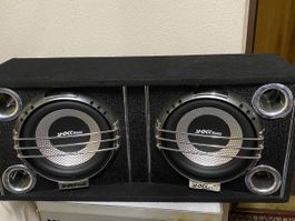 Subwoofer 2000 Watt mit einem Verstärker und div. Kabeln
