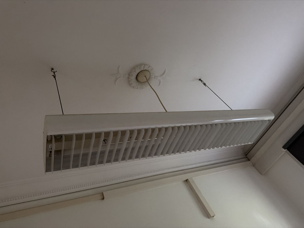 Lampadari & plafoniere: Decken Lampe muss abmontiert werden – Usato da Zürich venduto da joyfulgrace