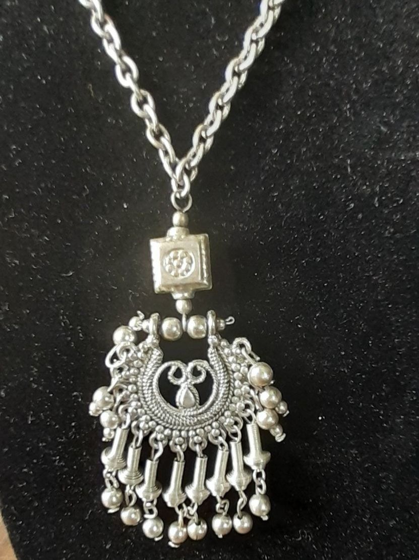 Catenine: Kette Modeschmuck Indien – Usato da Mörschwil venduto da wunderkiste44 1