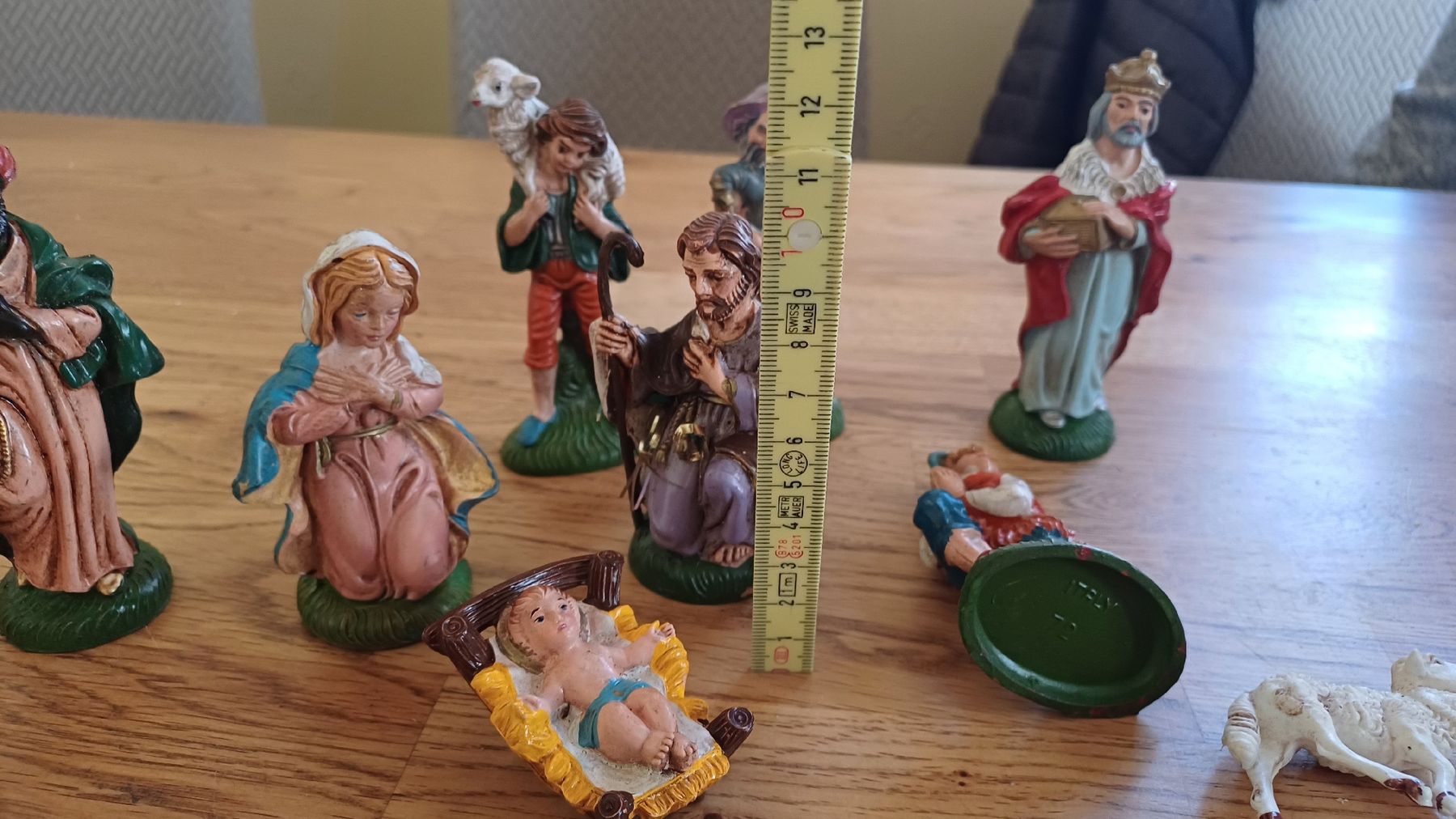 Statuette: Schöne Krippenfiguren – Usato da Flawil venduto da Naphtali