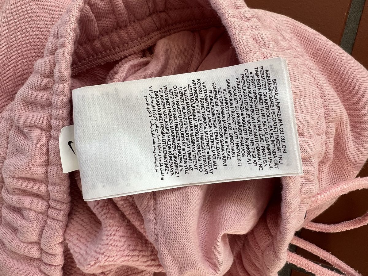 Nike Pantaloni: Nike Trainerhosen Gr.XS Neu – Usato da zürich venduto da kira.jj 6