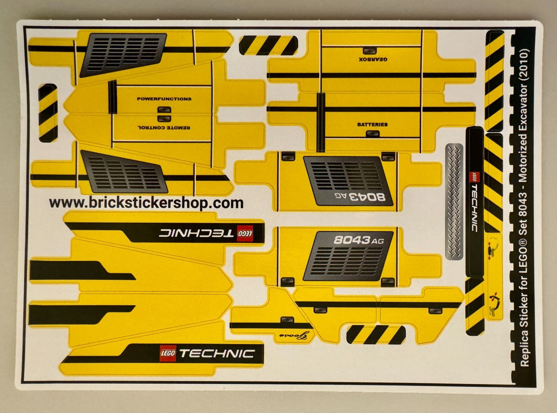 Lego Kit di costruzioni: Lego Technic 8043 Motorized Excavator Stickerset Replica – Nuovo e nell'imballaggio originale da Rechthalten venduto da hosme_be