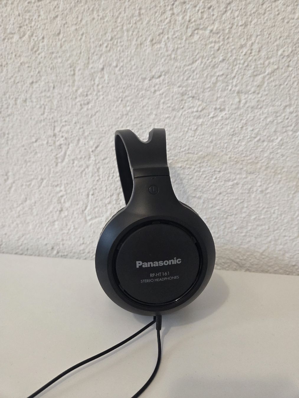 Panasonic Cuffie: Panasonic stereo Kopfhörer mit Kabel. – Nuovo (secondo la descrizione) da Ballwil venduto da Mygind