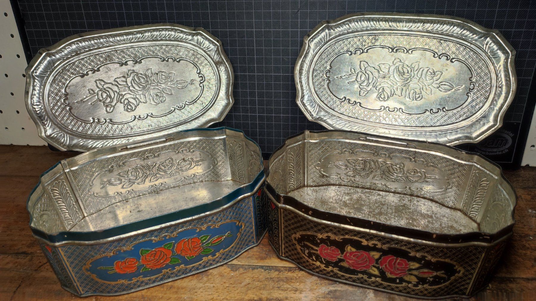 Barattoli: 2 wunderschöne alte Blechdosen – Usato da Gelterkinden venduto da MYSTOREFORYOU4460 1