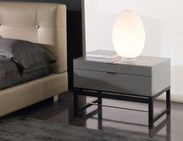 Harvey "Night Stand" by MINOTTI
