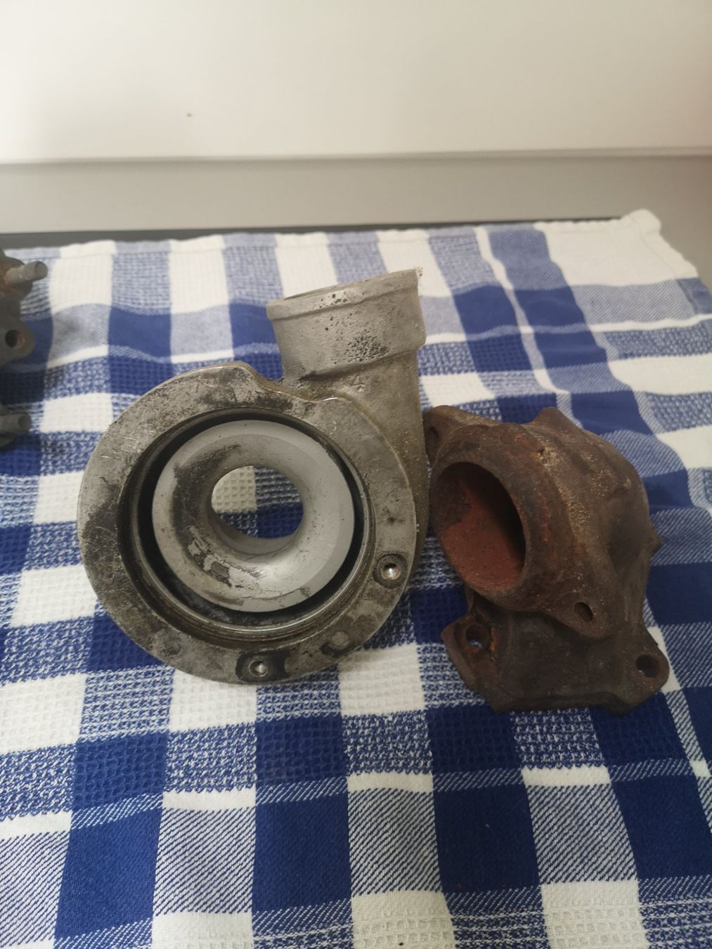 Renault Tutti pezzi di ricambio auto: Renault R5 GT - Turbolader – Difettoso da Winkel venduto da Kade50 7