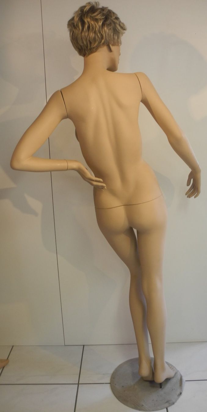 Sonstige Dekorationen & Accessoires: Schaufensterpuppe / Mannequin antik "Irene" – Gebraucht aus Kottwil von Crazyrolf 6