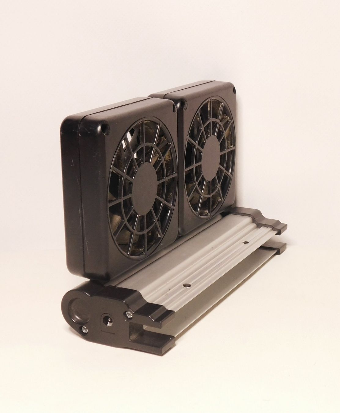 Ventilatori: HOBBY Aqua Cooler V2 Aquarium Kühlventilator – Usato da Emmenbrücke venduto da Ulisse-22 1