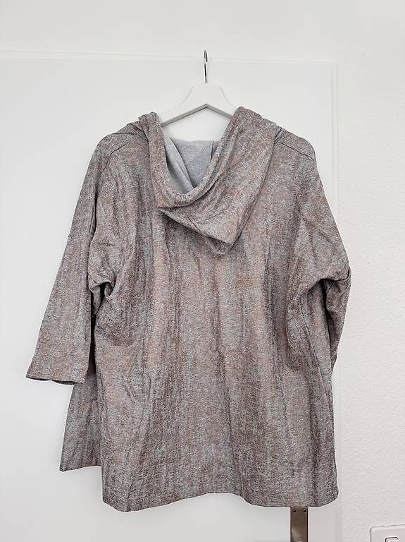 Giacche: Offener Cardigan mit Kapuze – Usato da Luzern venduto da ste_m69n 1