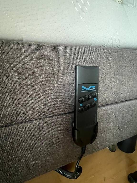 Letti: Boxspringbett – Usato da Wädenswil venduto da cel_zt5w 2