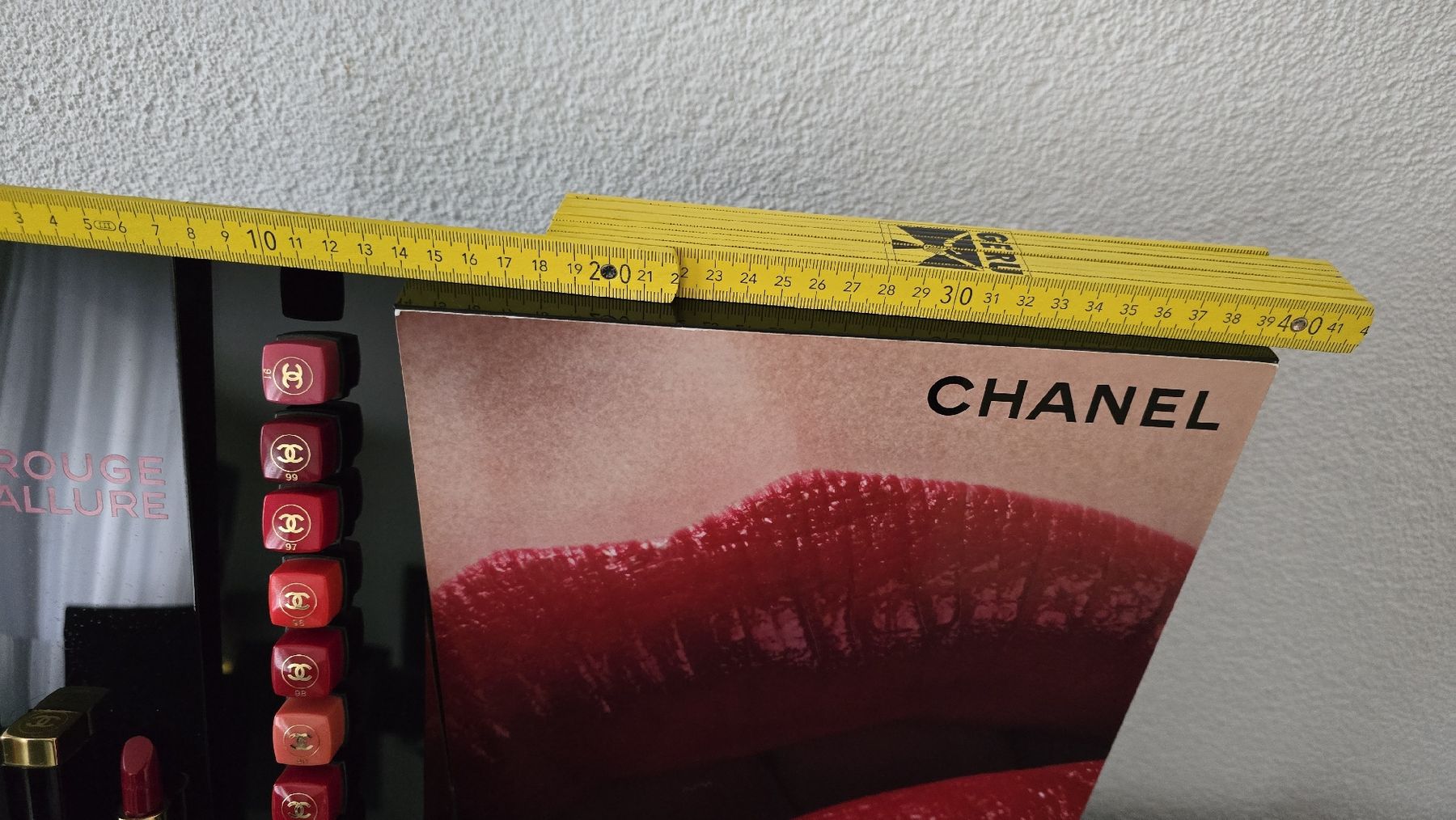 Chanel Make-up: Chanel Original Lippenstift Ständer – Usato da wallisellen venduto da funkelsternchen5 7