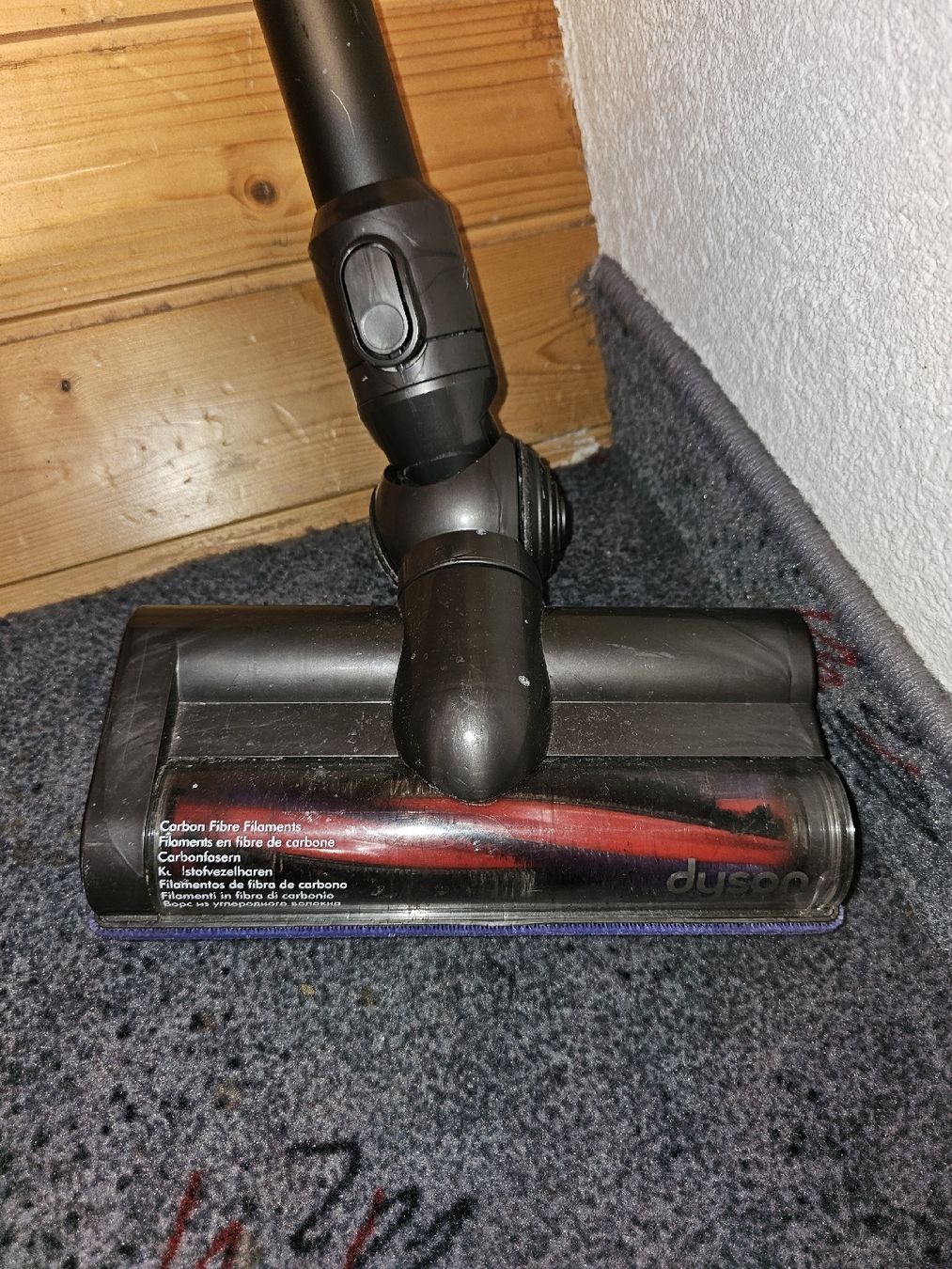 Dyson Aspirapolveri & Accessori: Dyson Saugrohr und Bodendüse – Usato da Seuzach venduto da hwulf 1