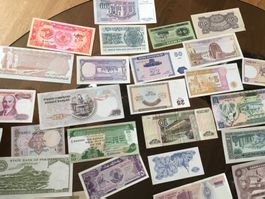 Banknoten 63 Stück Internationale gemischt