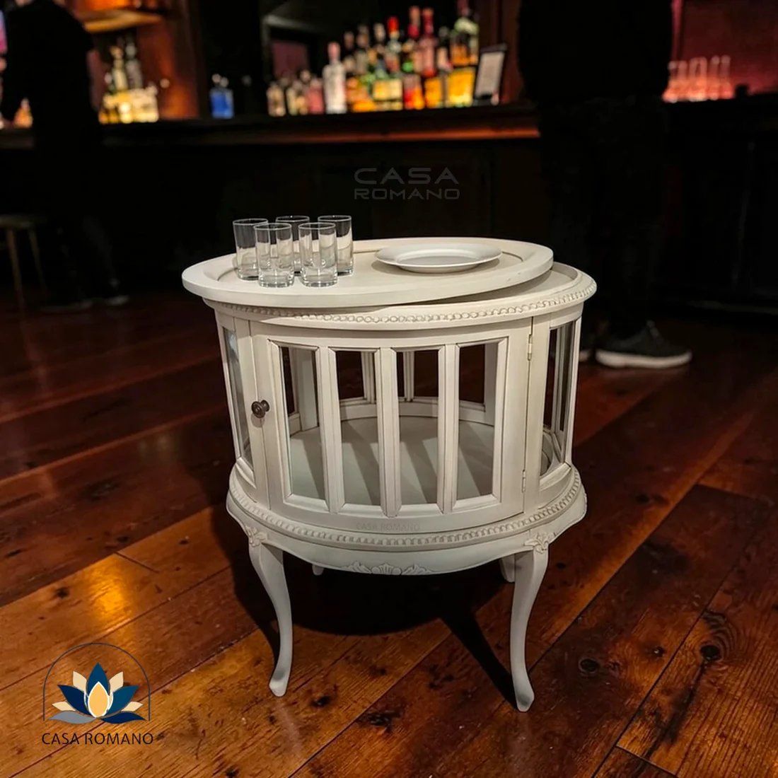 Vetrine: Klassische Bar-Vitrine mit Glasfront & Servierplatte – Nuovo (secondo la descrizione) da Rorschach venduto da casaromano 2