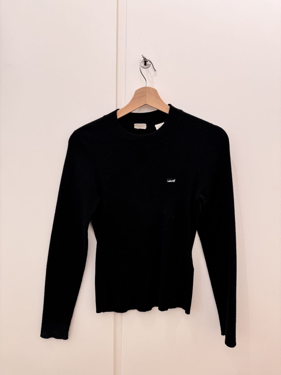 Levi's Top: Levi's Black Long Sleeve Top - Size M – Usato da Zürich venduto da Flao_78376