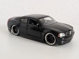 Jada Toys – Dodge Charger R/T – 1:32 – Dub City Style
