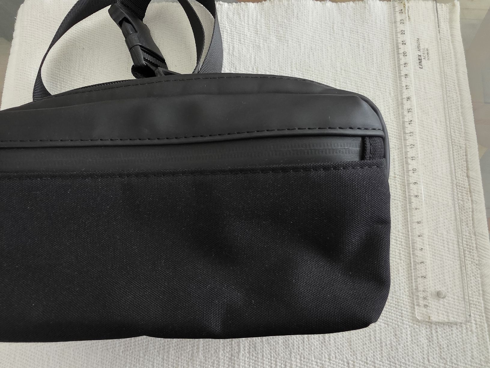 Sacs: Bauchtasche schwarz – D'occasion à Rikon im Tösstal par Quimy68 5