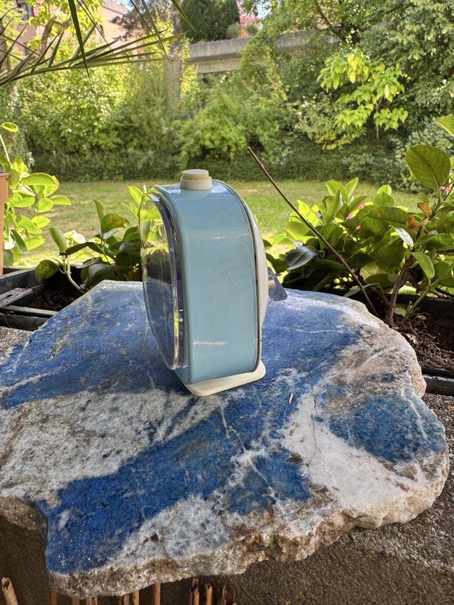 Sveglie: Japy Wecker blau mechanisch mit Weckfunktion gebraucht – Usato da Ipsach venduto da Besos 2