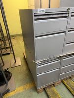 schöner 3er Metall Schubladenstock mit Schlüssel