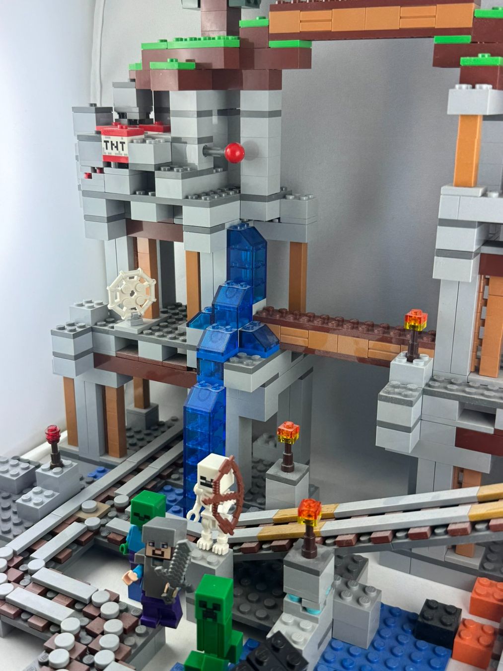 Lego Kit di costruzioni: Lego Minecraft 21118 – Usato da Schinznach Bad venduto da Prosperos 7