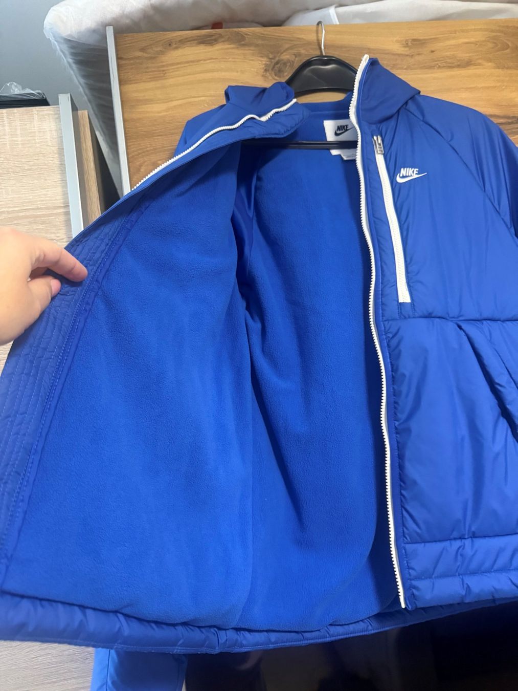 Nike Jacken: Jacke Nike Unisex – Gebraucht aus Effretikon von cesco11 1