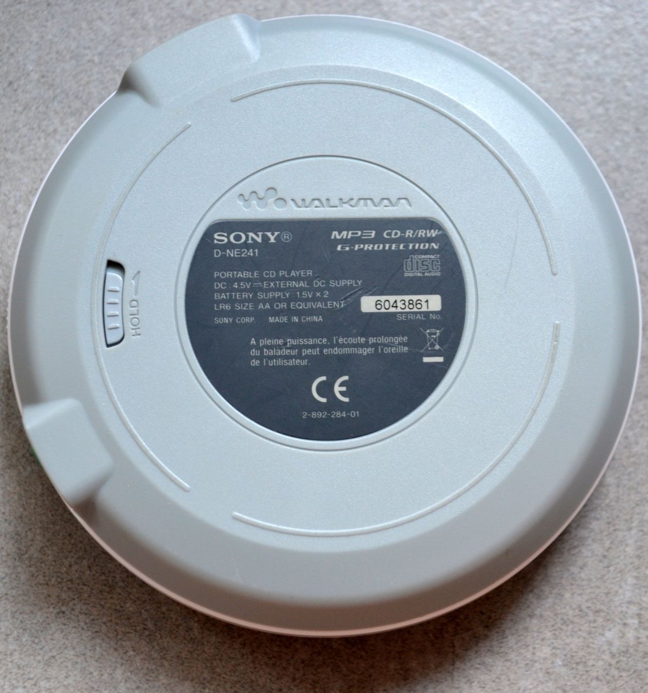 Sony Lettore multimediale portatile: Discman Sony D-NE241 Baladeur CD – Usato da Collonges venduto da arashee 3