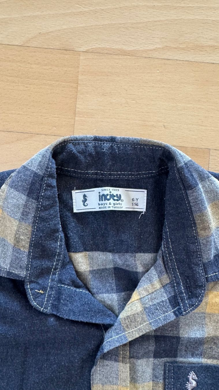 Hemden, T-Shirts & Polos: Hemd Incey Gr. 116 – Gebraucht aus Zürich von nadyasuv 2