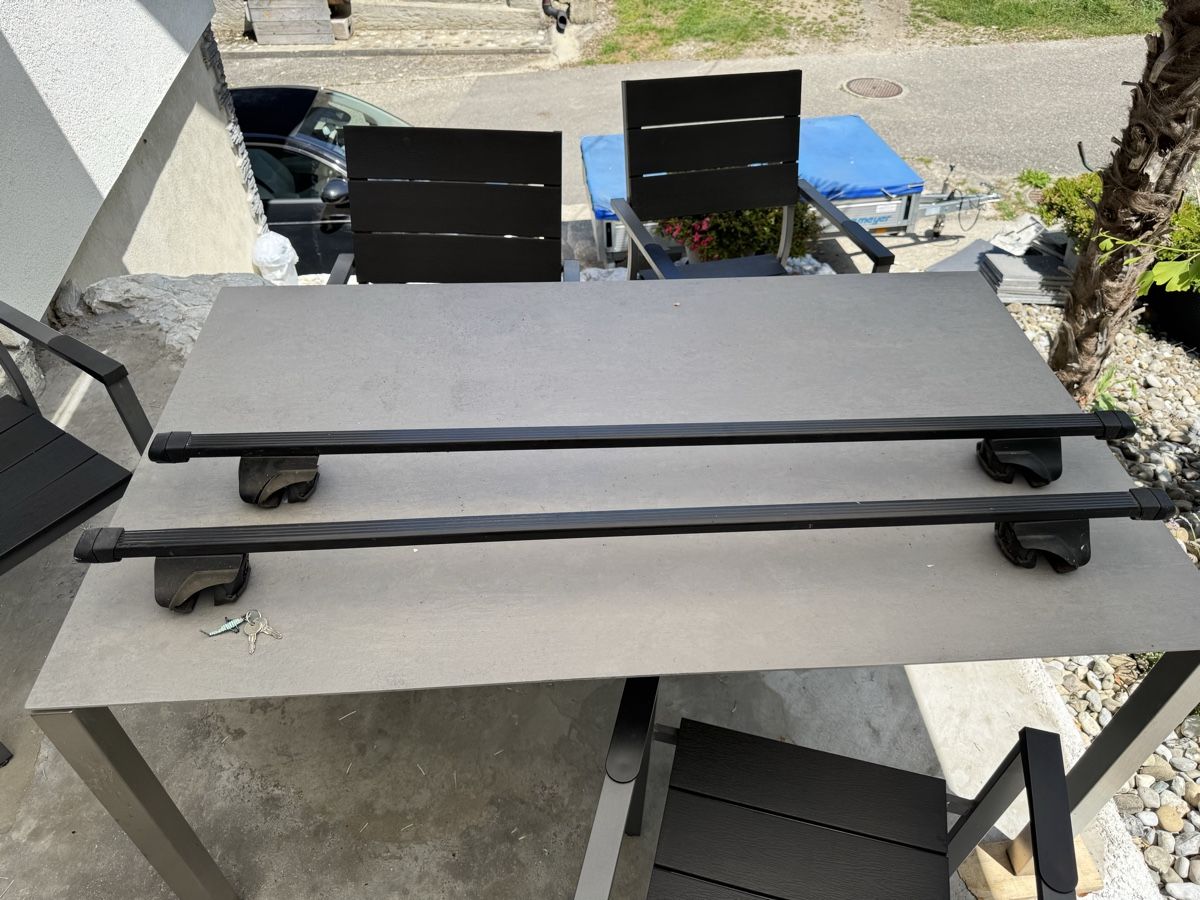 Thule Portapacchi: Barre de toit Thule – Usato da Trey venduto da dja_j9jn