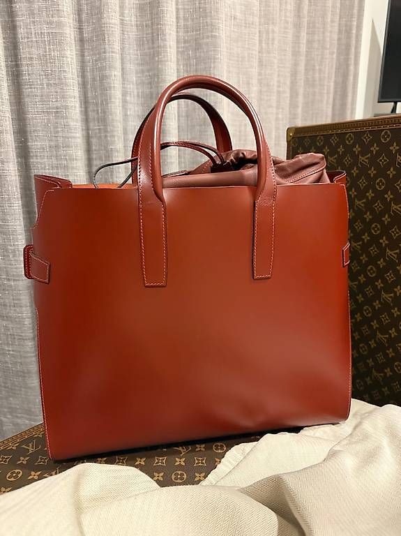 Hermès Borse: NEU HERMÈS Vache Hunter Cabacity 45 Rouge H. – Nuovo (secondo la descrizione) da Lugano venduto da dim_kyv9