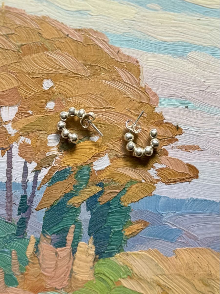 Orecchini pendenti & Orecchini a lobo: Unique Silver Beaded Hoop Earrings, 950 Silver – Nuovo (secondo la descrizione) da Zürich venduto da olalinda 1