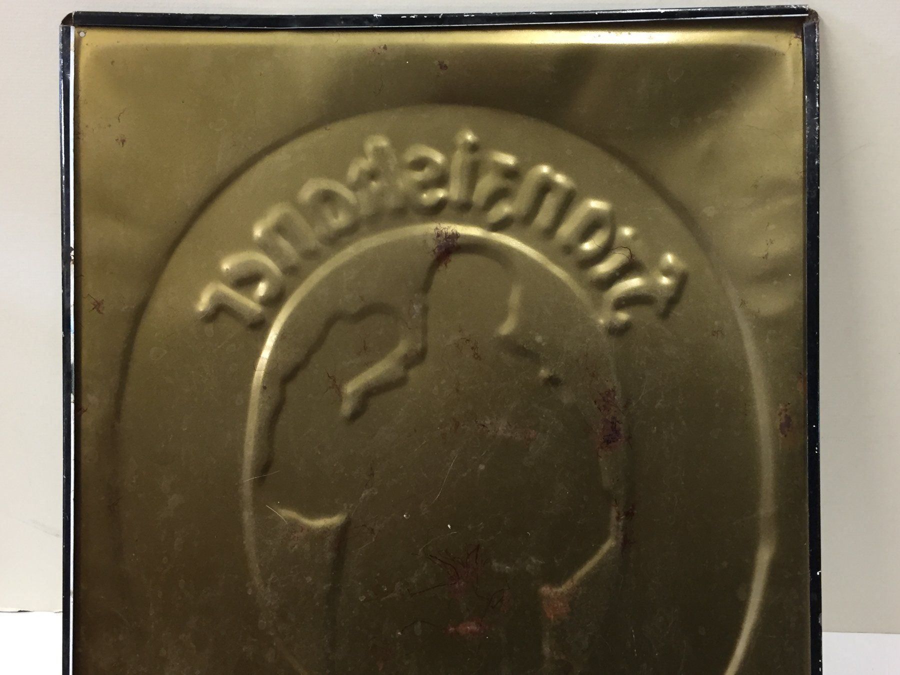 Schilder: Original VintageBlechschild Franziskaner – Gebraucht aus Schaffhausen von vintageville 8