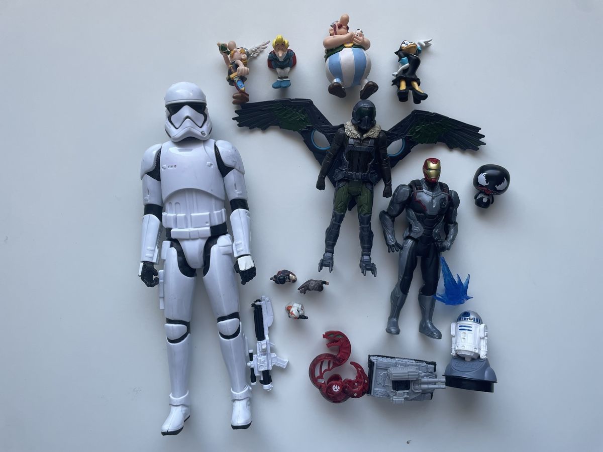 Spielzeuge: Diverses Spielzeug/ Figuren  – Gebraucht aus Walenstadt von GreenGoblin