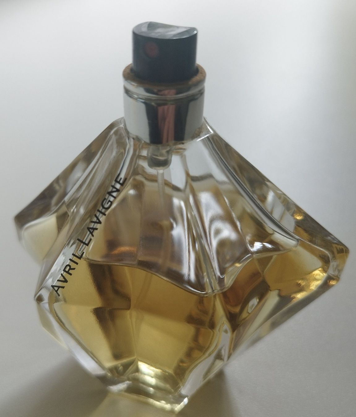 Profumi & Eau de Toilette: Avril Lavigne EdP 100ml – Usato da Weiningen ZH venduto da traudl102