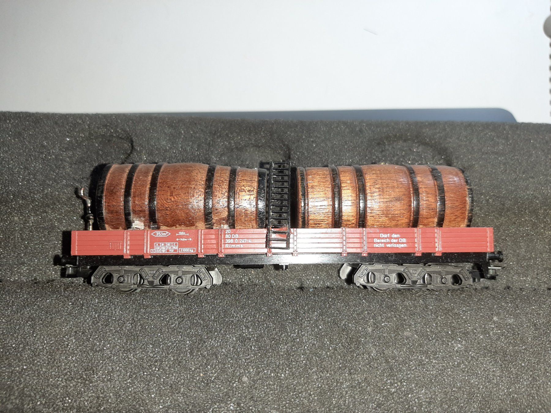 Märklin Modellini di ferrovie: MARKLIN TONNEAUX EN BOIS – Usato da Avully venduto da RIVALIS 1