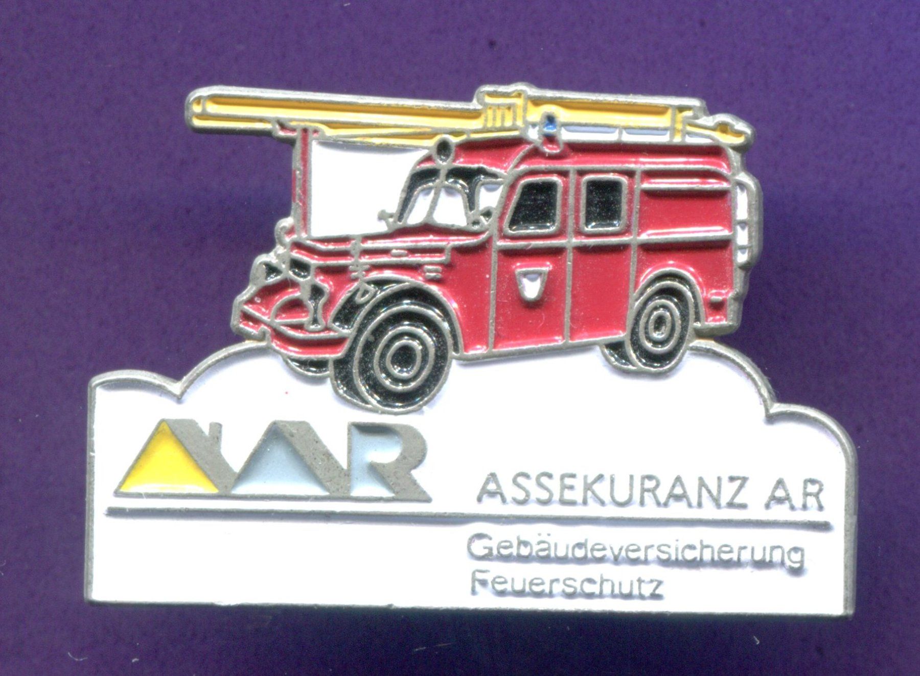 Placchette & Badge: Feuerwehrauto  ASSEKURANZ AR – Usato da Winterthur venduto da Sammleroase