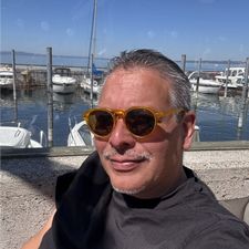 Profile image of rob_x8tm