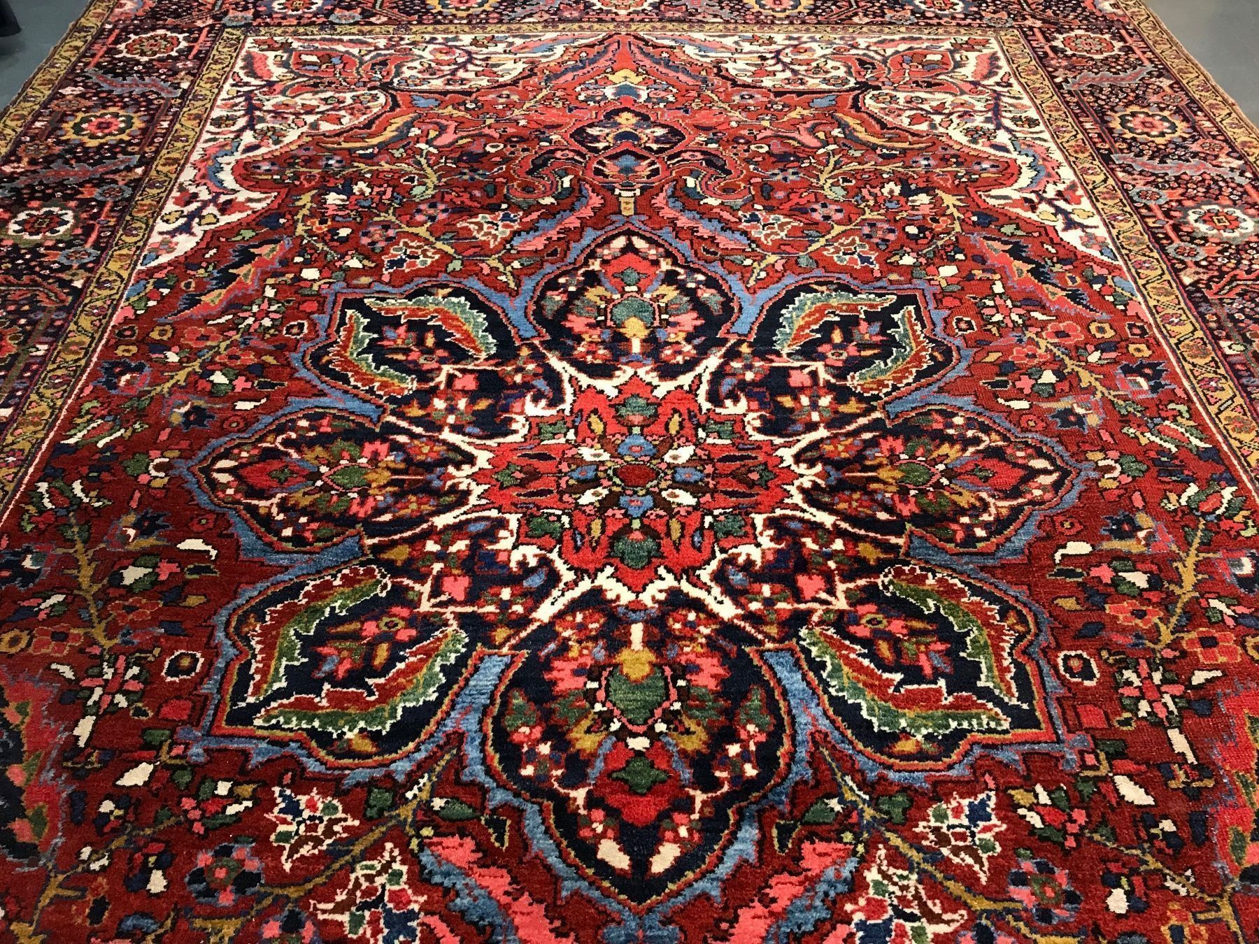 Teppiche: Antik Heriz Teppich 360x260cm – Gebraucht aus Zürich von otomado