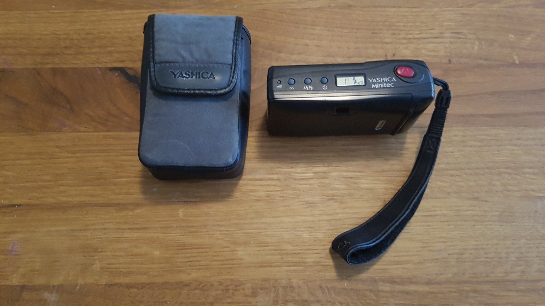 Yashica Fotocamera: Yashica Minitec Analog Kamera TOP! – Usato da Zürich venduto da Lina049 3