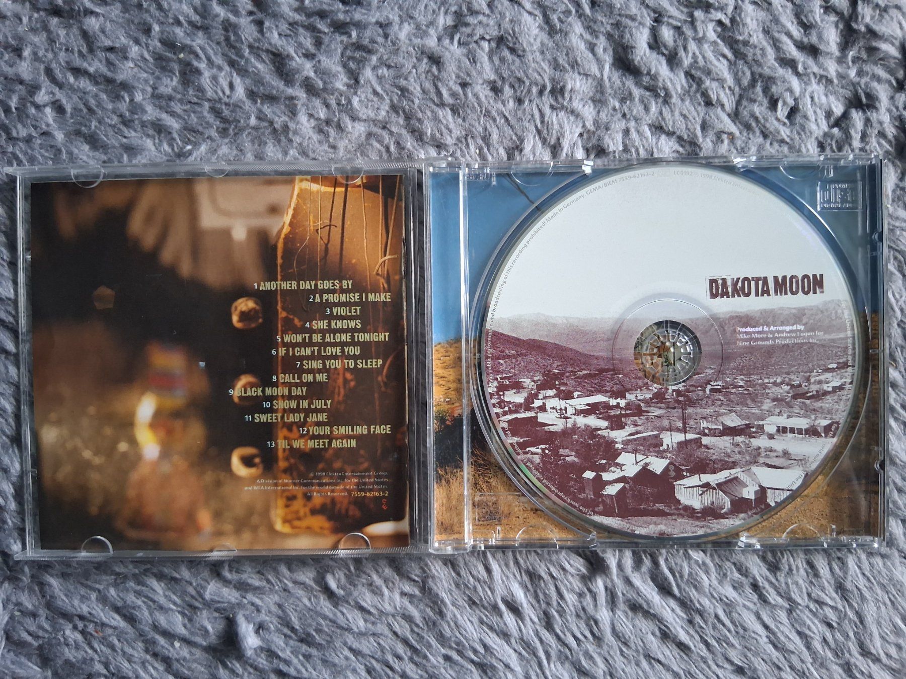 CD: DAKOTA MOON       CD – Usato da Wetzikon ZH venduto da Ramones01 2