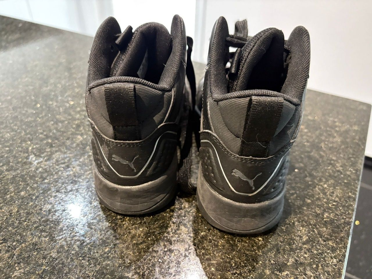 Puma Scarpe da donna: Sportschuhe – Usato da Jonschwil venduto da Dr.MeganHunt 2