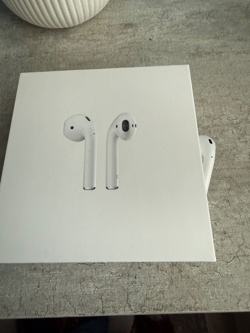Apple Cuffie: Apple AirPods links – Usato da Oberentfelden venduto da mel_f97j 1